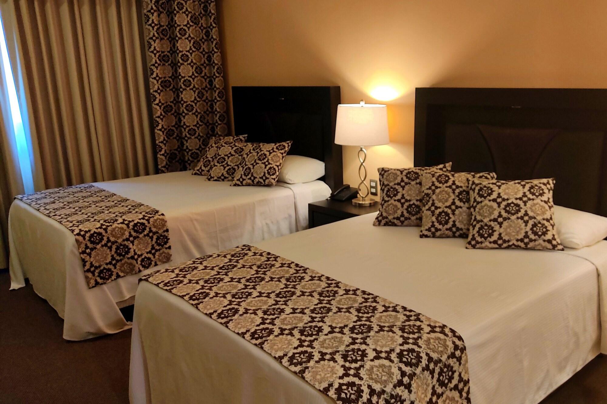 Hotel Real Del Bosque Golf And Spa Tula de Allende Zewnętrze zdjęcie