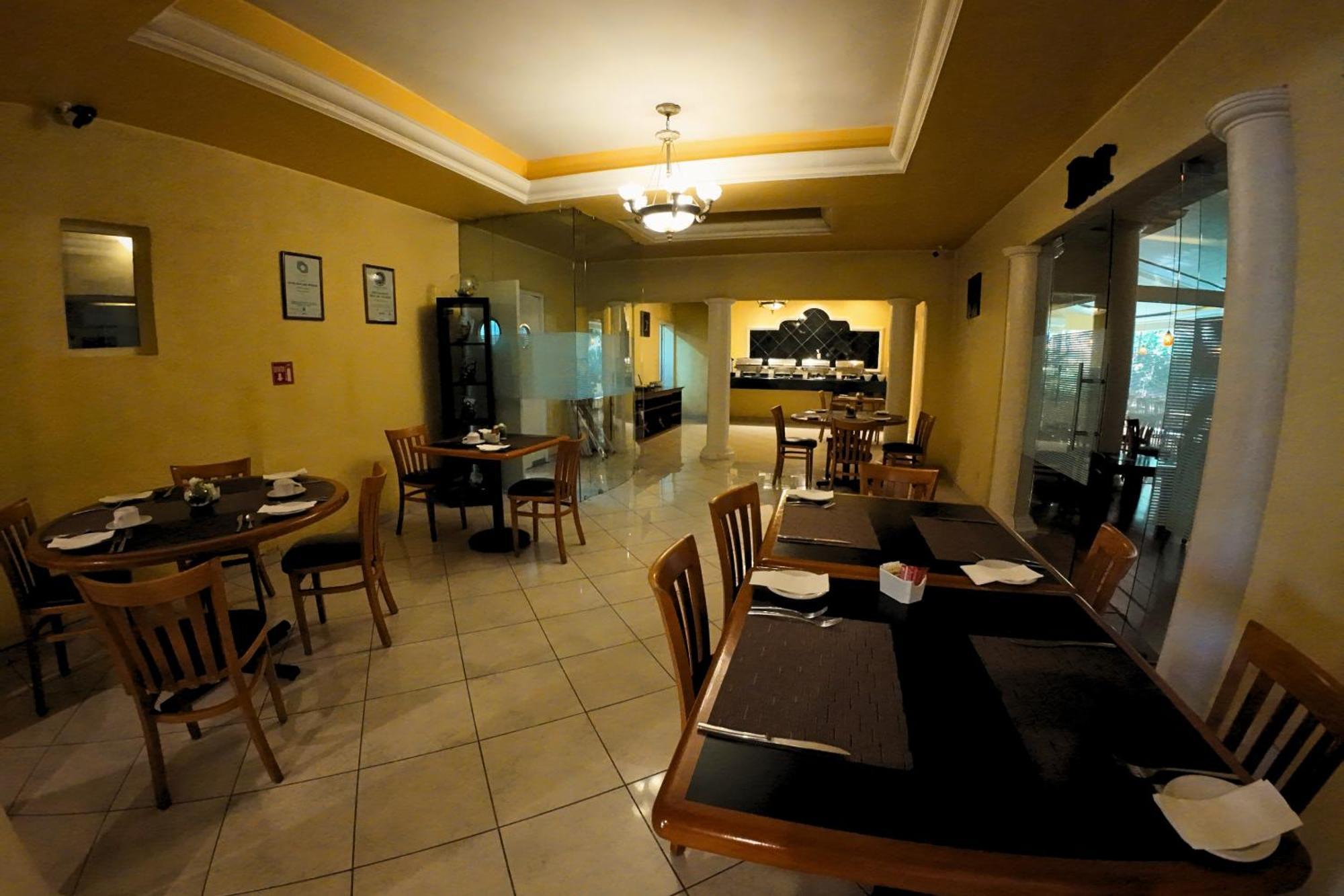 Hotel Real Del Bosque Golf And Spa Tula de Allende Zewnętrze zdjęcie